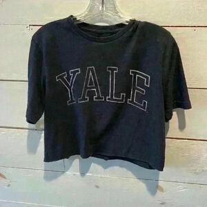 Yale Champion cropped tee size small, women’s collegiate tee, casual, game day
